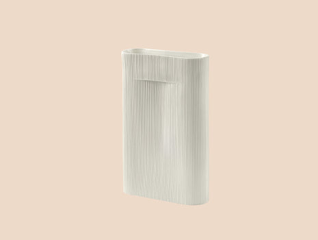 48cm Ridge vase in Off-White by Muuto
