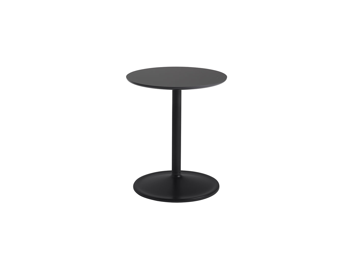 Soft Side Table by Muuto - Diameter : 41 cm / Height: 48cm in black nanolaminate top and black aluminum base