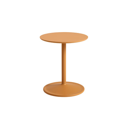 Soft Side Table by Muuto - Diameter : 41 cm / Height: 48 cm in orange laminate top and orange aluminum base