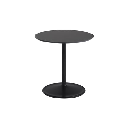 Soft Side Table by Muuto - Diameter : 48 cm / Height: 48 cm in black nanolaminate top and black aluminum base