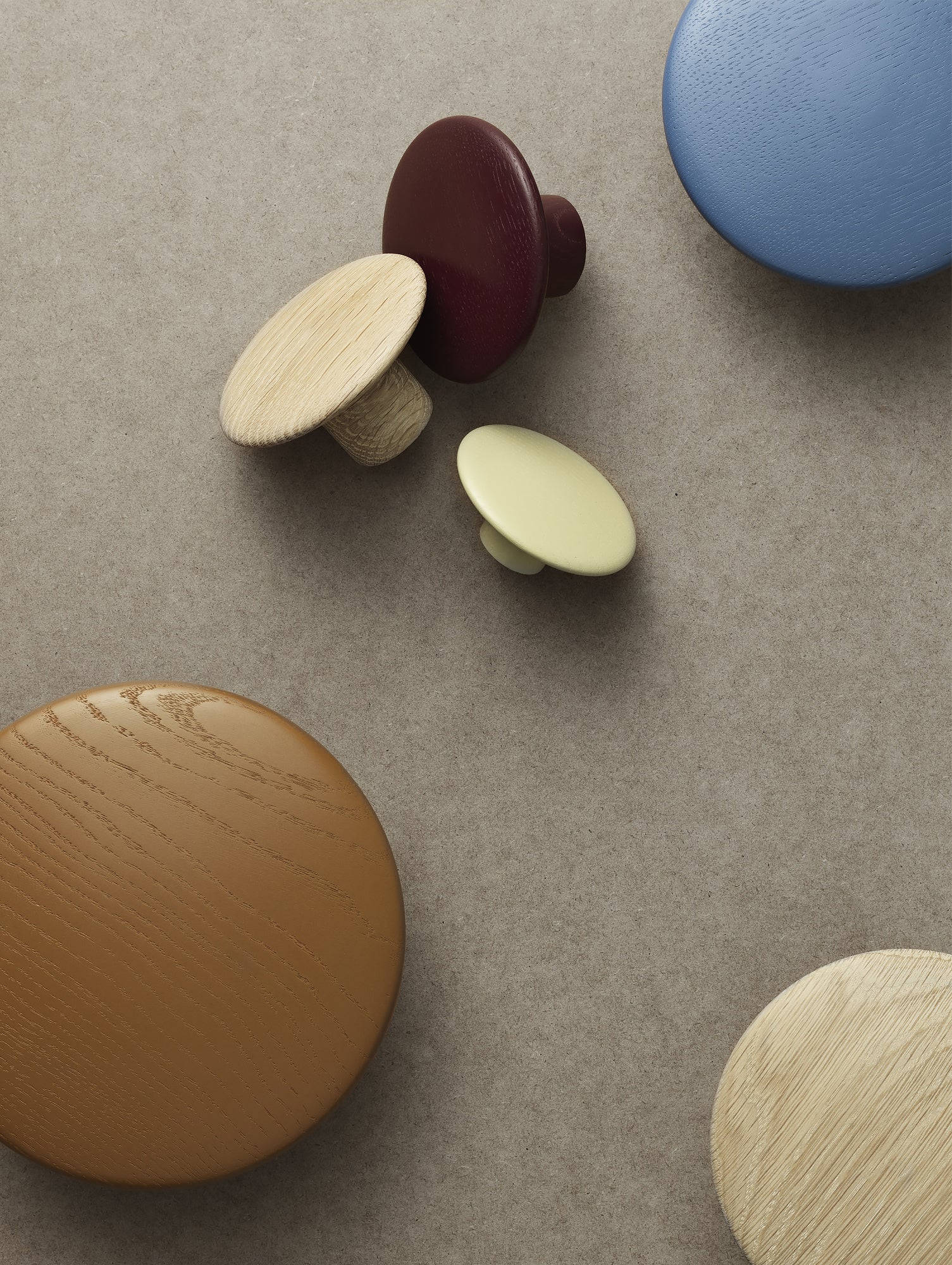 The Dots コートフック / Muuto 生産終了 – Really Well Made