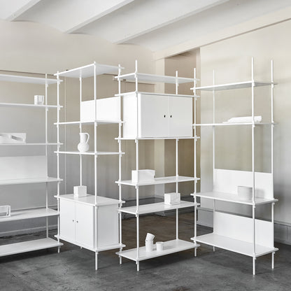 Moebe Shelving System 200 cm - White uprights with White Lacquered Components