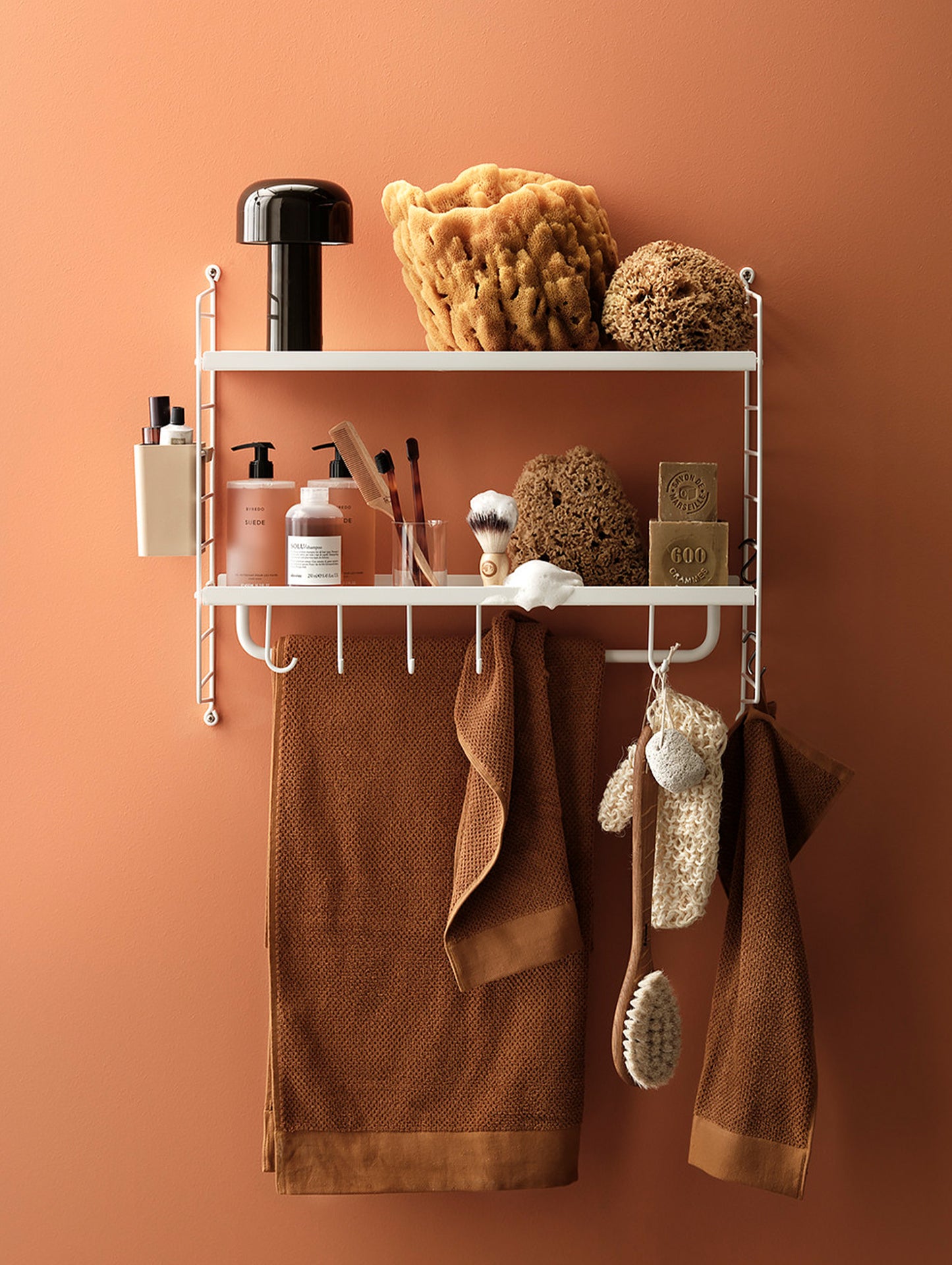 Bathroom Set by String – Really Well Made