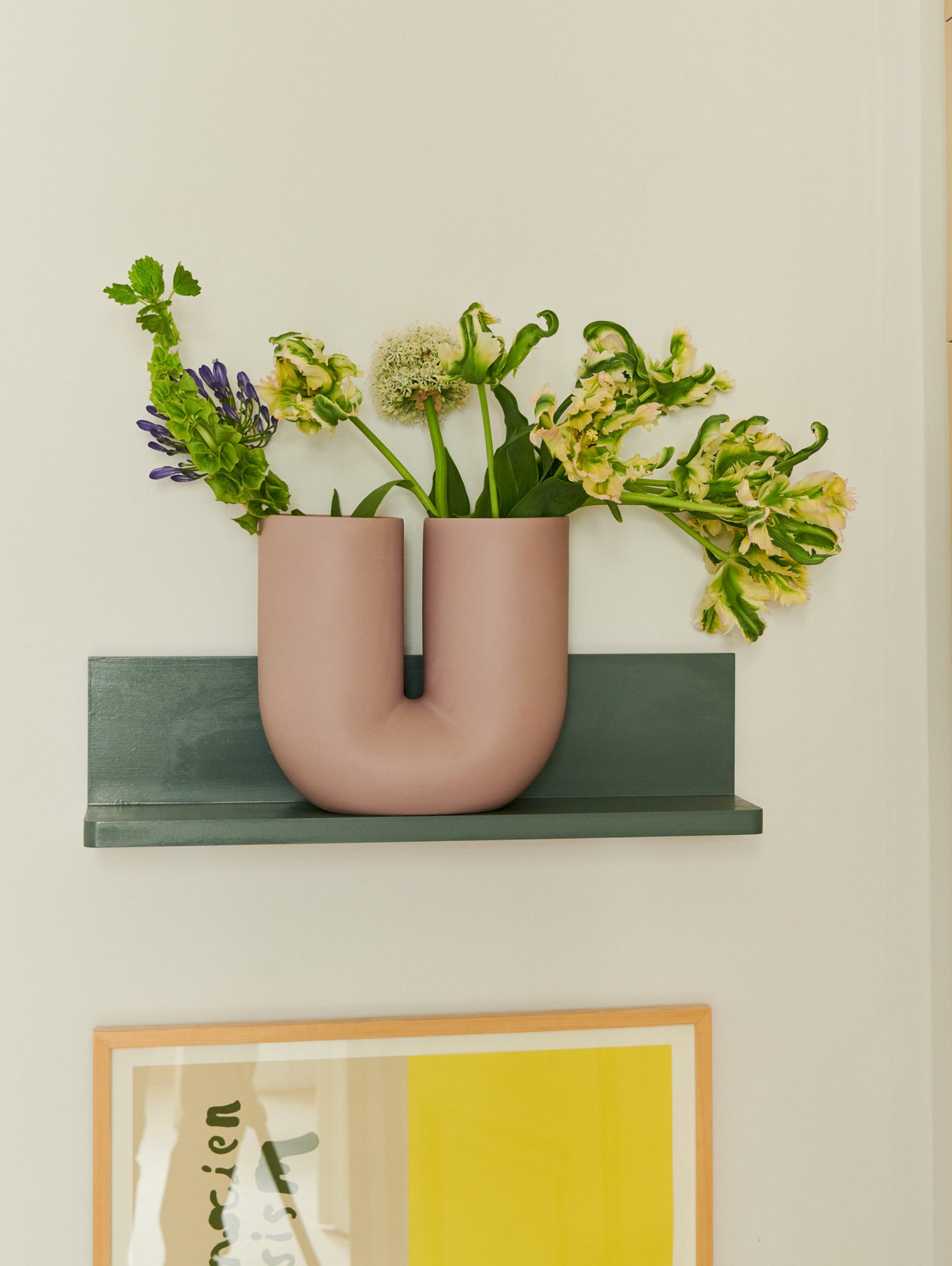 Kink Vase by Muuto – Really Well Made